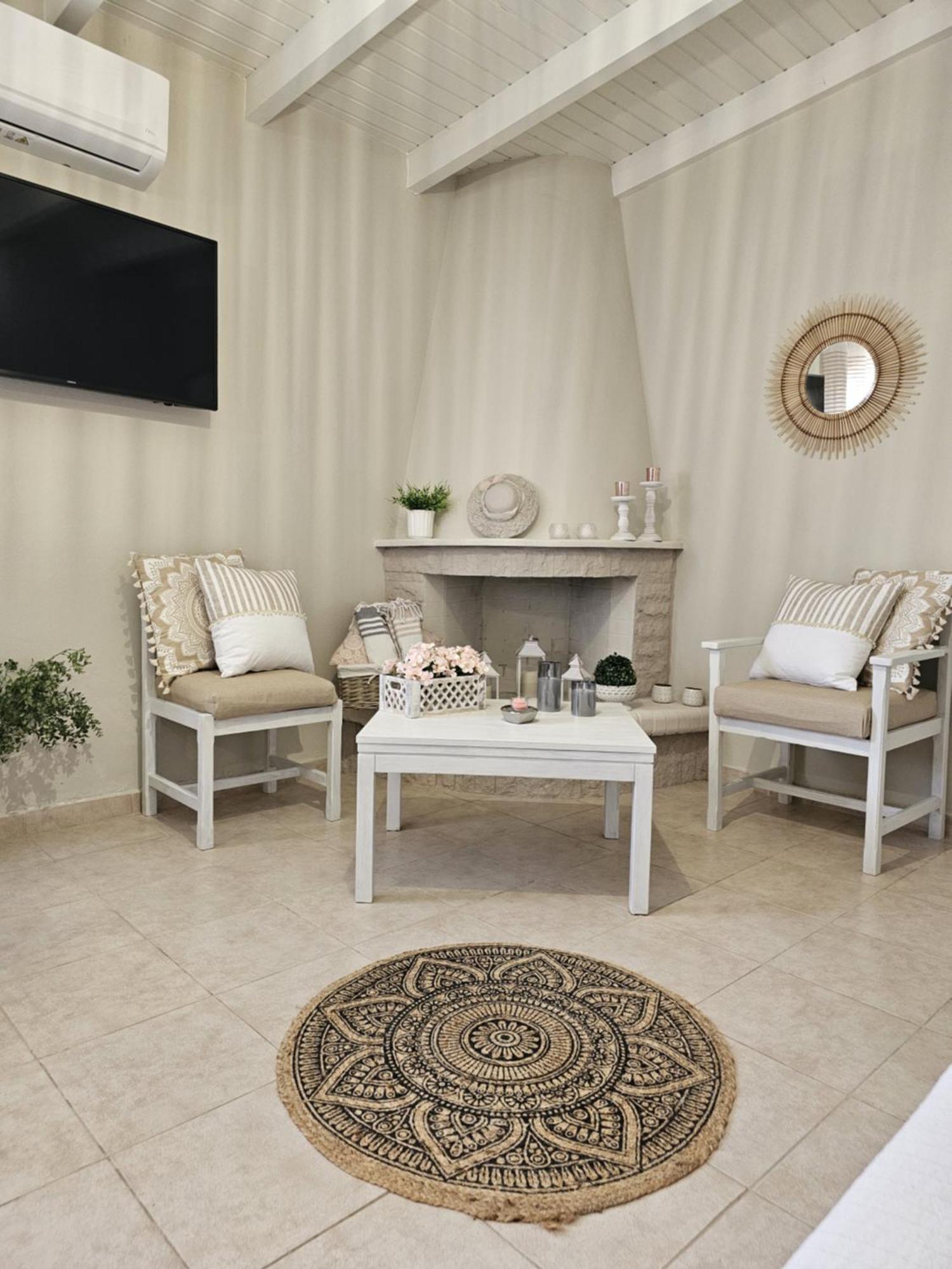 Ornament: Infinite Nature Villa Dhafnes Экстерьер фото
