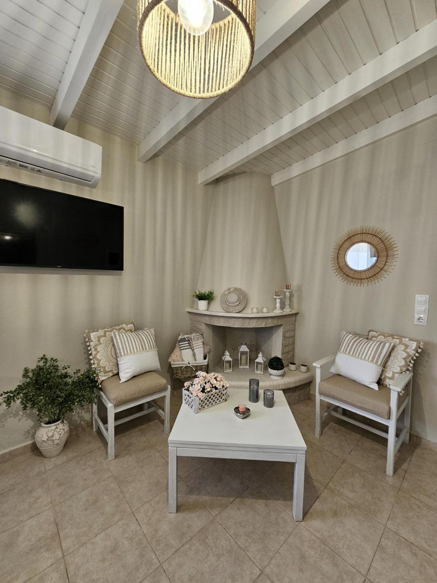 Ornament: Infinite Nature Villa Dhafnes Экстерьер фото