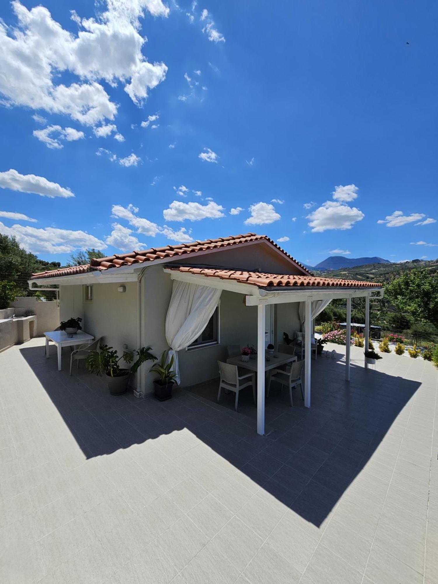 Ornament: Infinite Nature Villa Dhafnes Экстерьер фото